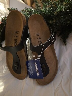 Birkenstock Women’s Black Gizeh Thong Sandals